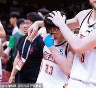  伊布赛点兑现，广州队淘汰本菲卡晋级四强，主帅激动落泪